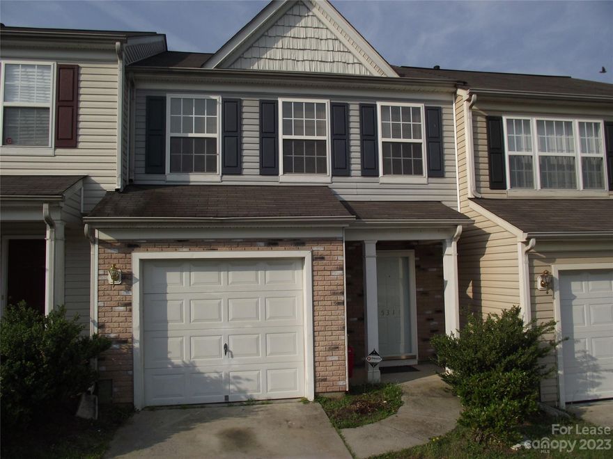 Wonderful 2BR/2.5BA townhome in move-in condition. This ‘Weston’ plan home features a garage (w/garage door opener), privacy patio and walk-in master closet. New fixtures, New flooring, and freshly painted.