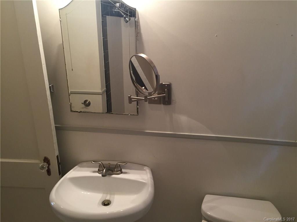 Elizabeth - Residential Lease