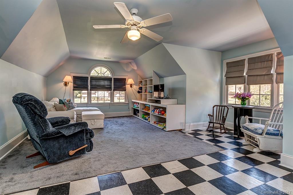 Stilwell Place - Residential