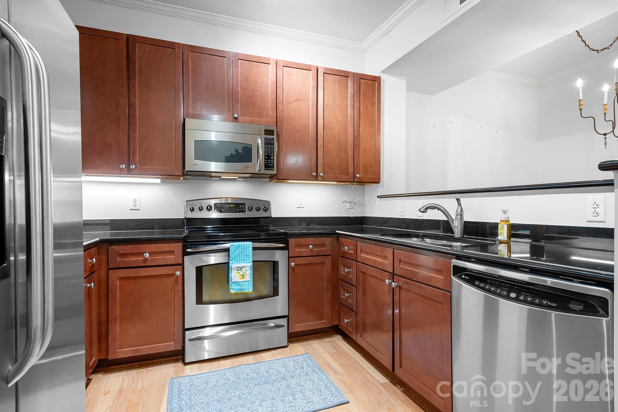 721 Governor Morrison Street 430