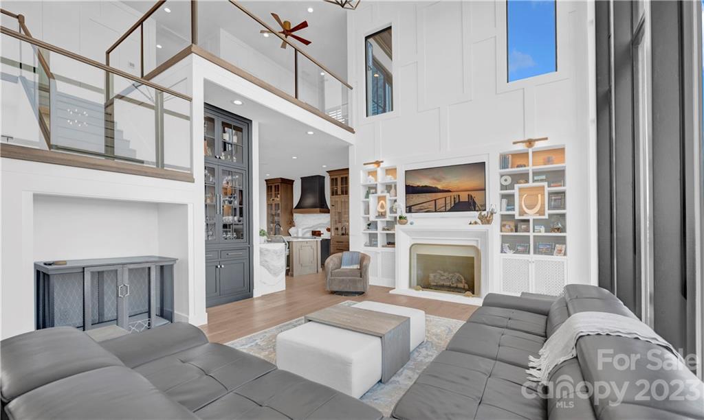 The Peninsula - Residential