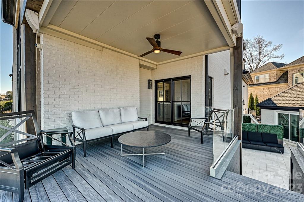 The Peninsula - Residential