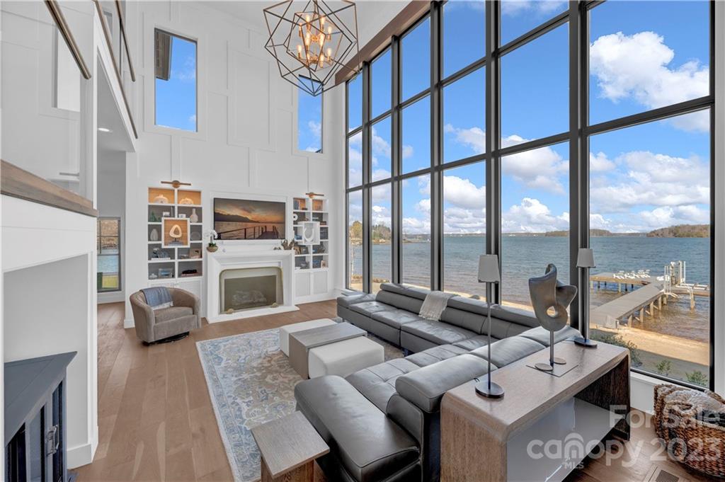 The Peninsula - Residential