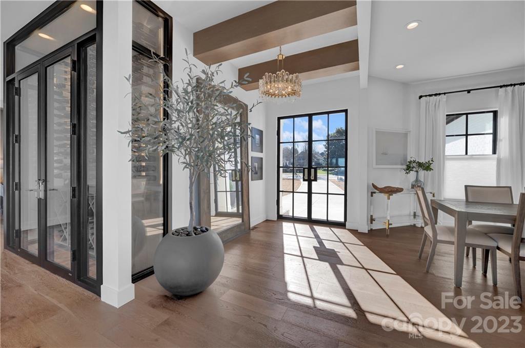 The Peninsula - Residential