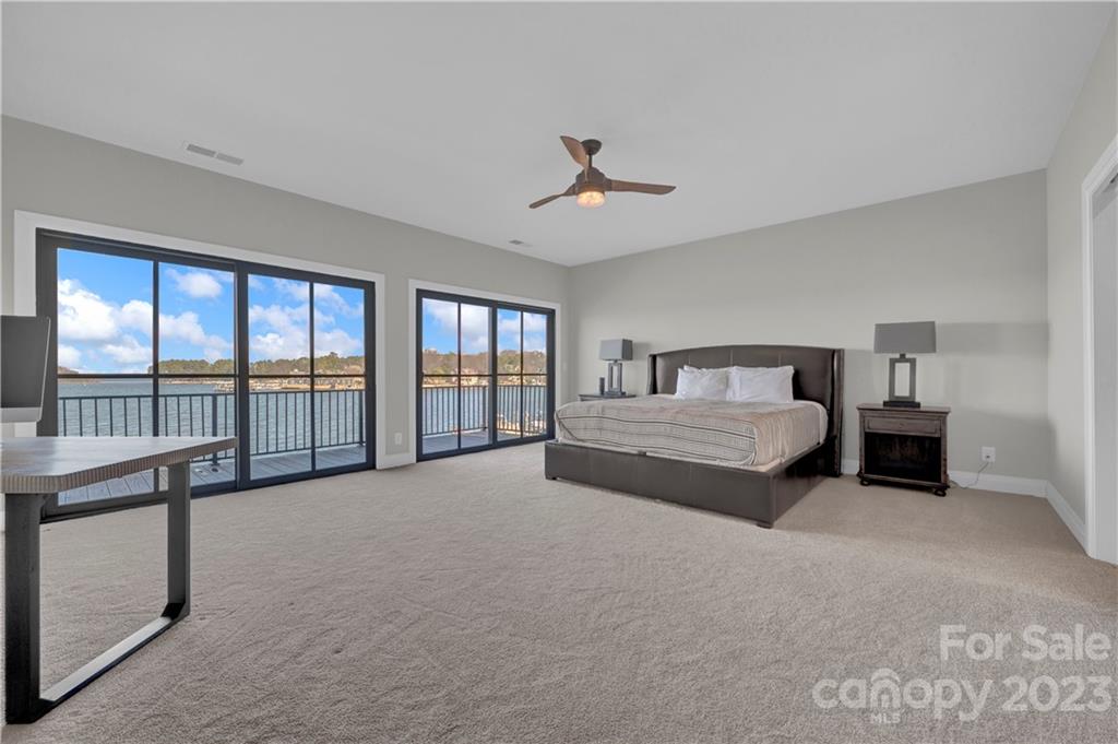 The Peninsula - Residential