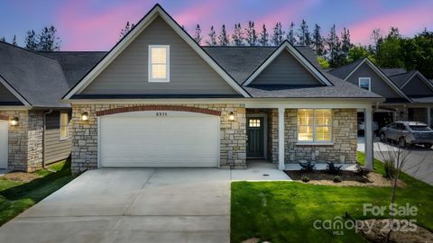 Photo of 829 A Wynnshire Drive #59, Hickory, NC 28601 (MLS # 4309842)