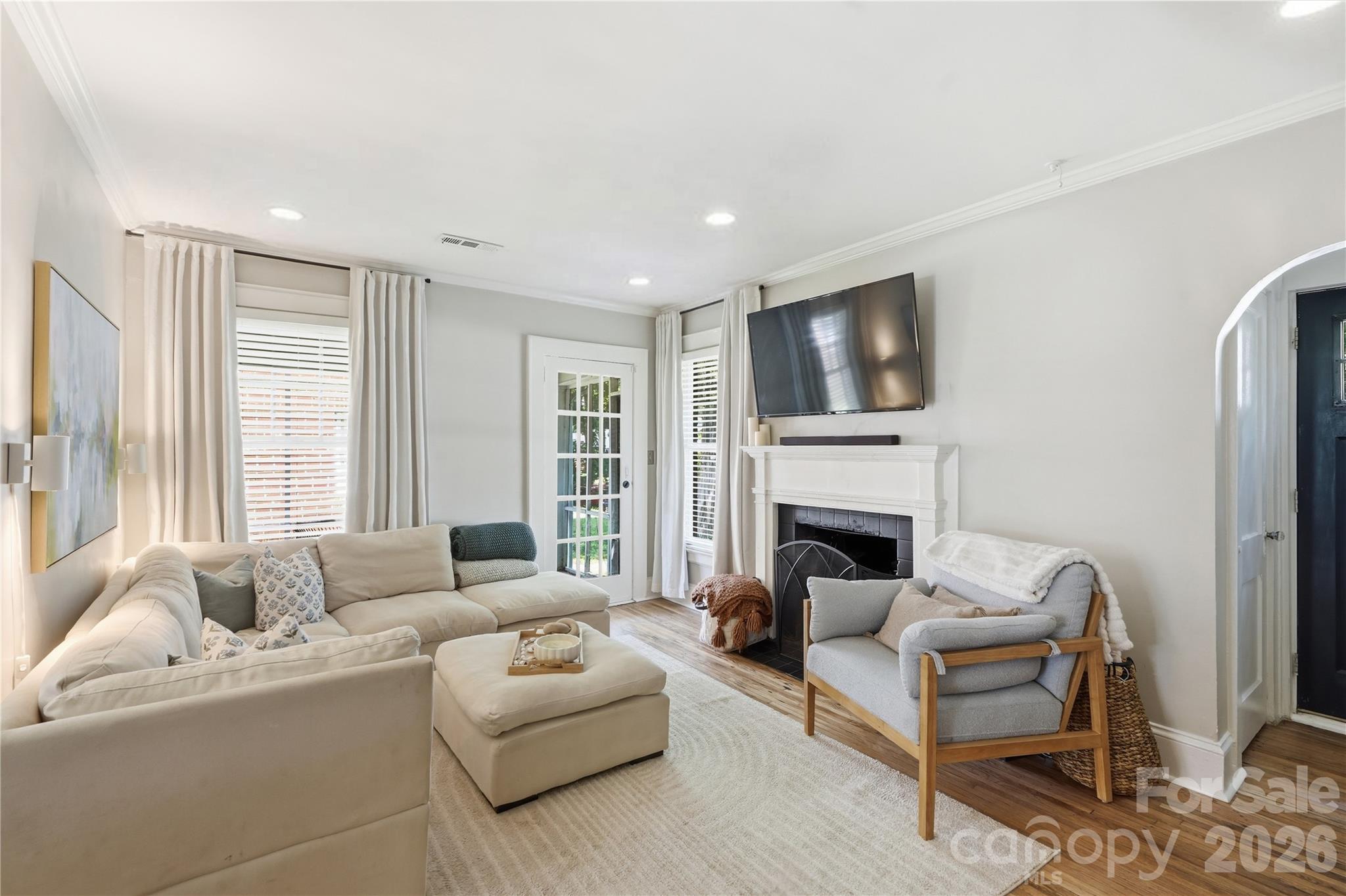 700 Woodruff Place