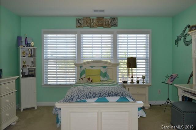 Lake Ridge - Residential