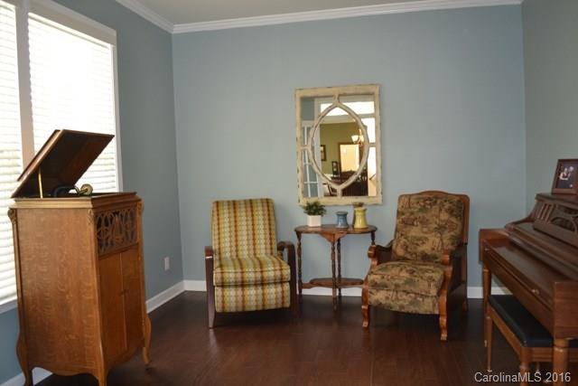 Lake Ridge - Residential