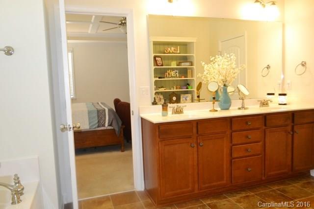 Lake Ridge - Residential