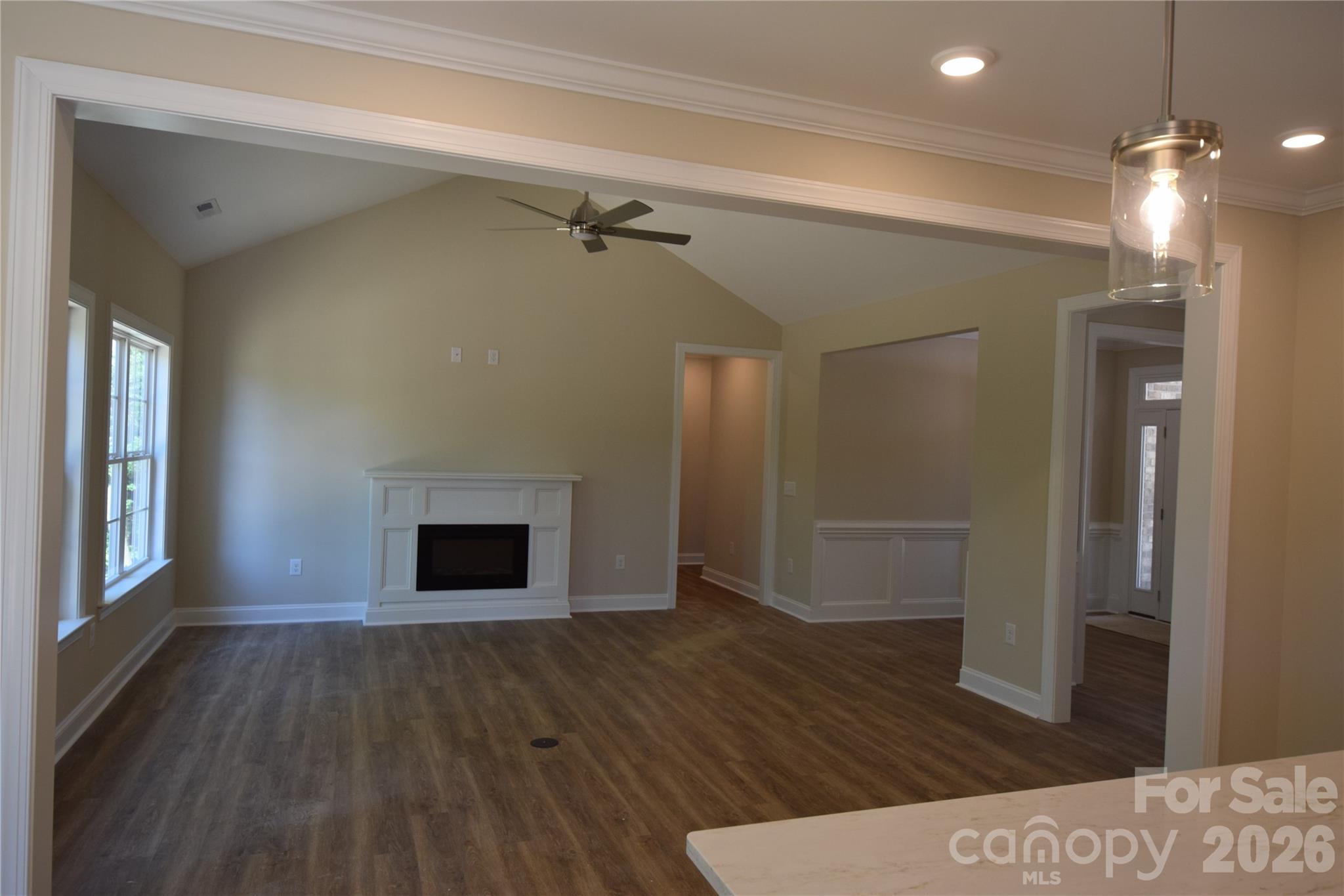 3004 Buffet Lane