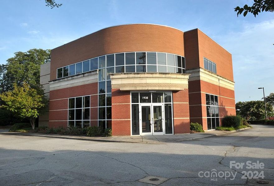 ....OWNER IS WILLING TO SUBDIVIDE THE OFFICE AND PAY FOR SOME UPFITS WITH ACCEPIABLE LEASE....

Class A office/bank building on the corner of two major roads in Salisbury. It offers excellent frontage and visibility.    Former bank with all public areas you would expect. Second floor has a board room overlooking the intersection and several finished offices a large flex space and break room. Elevator access to the second floor. Ample paved parking.
Call for more information.