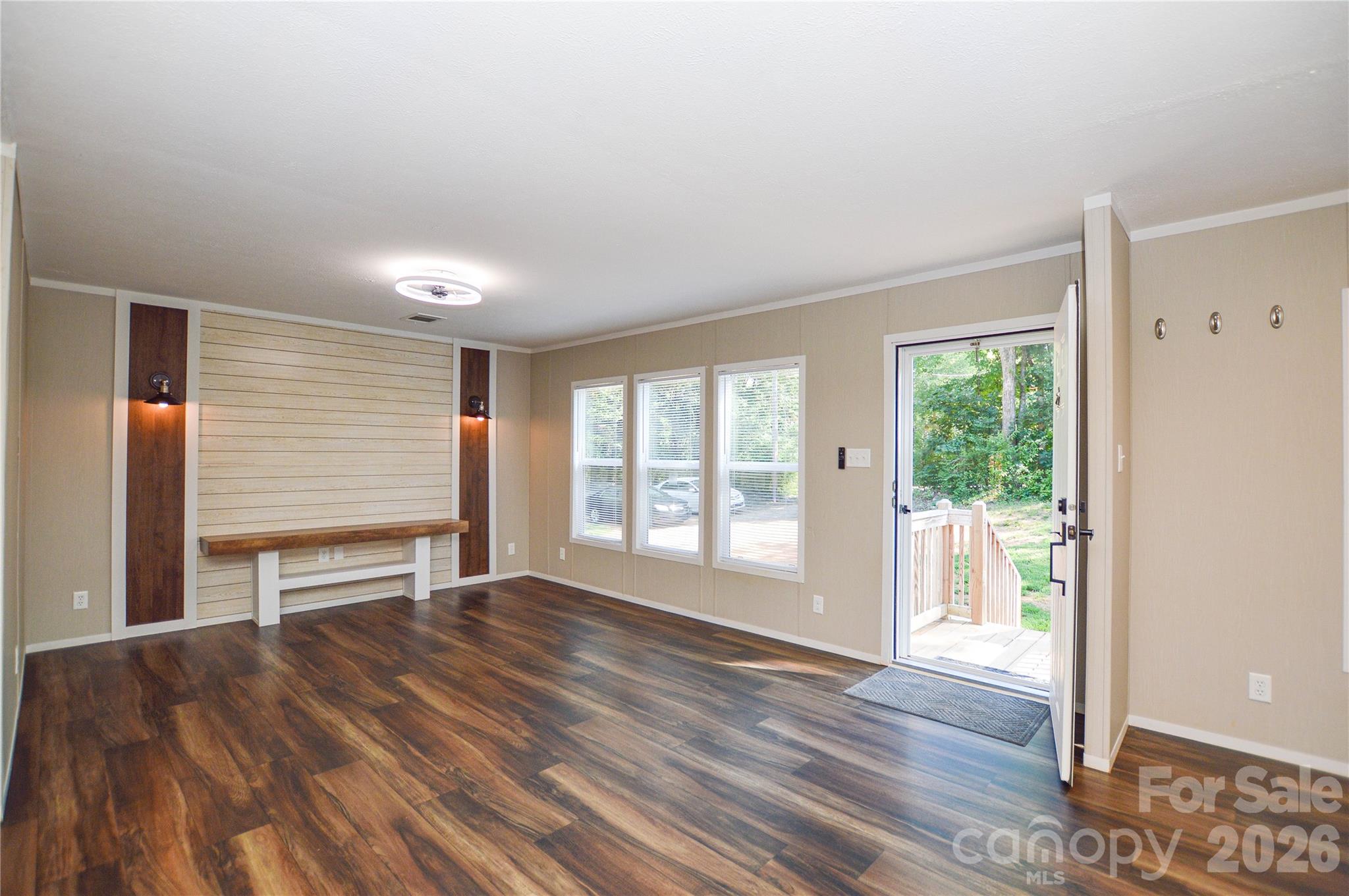 207 Pinehaven Drive