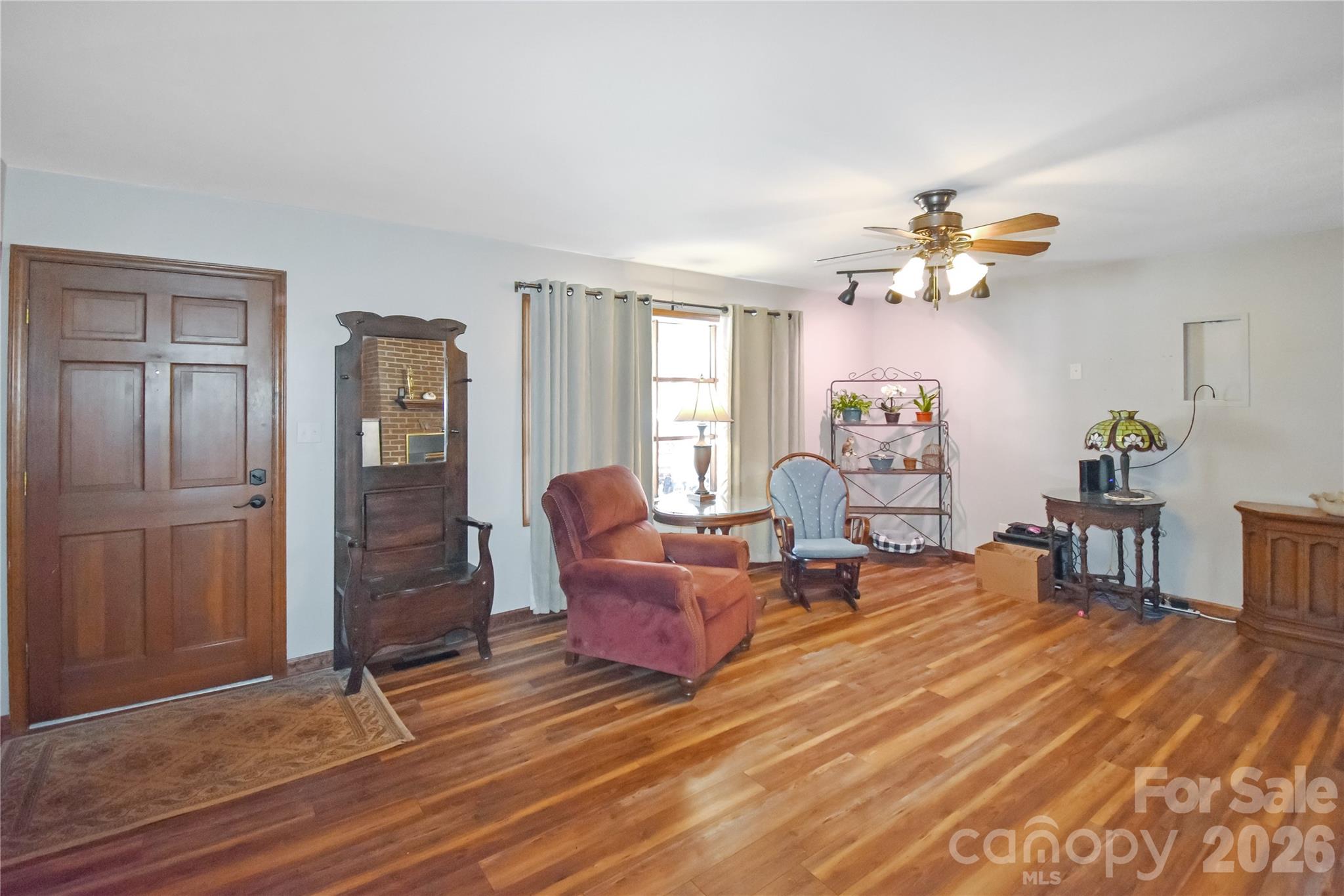 1292 Creekwood Drive