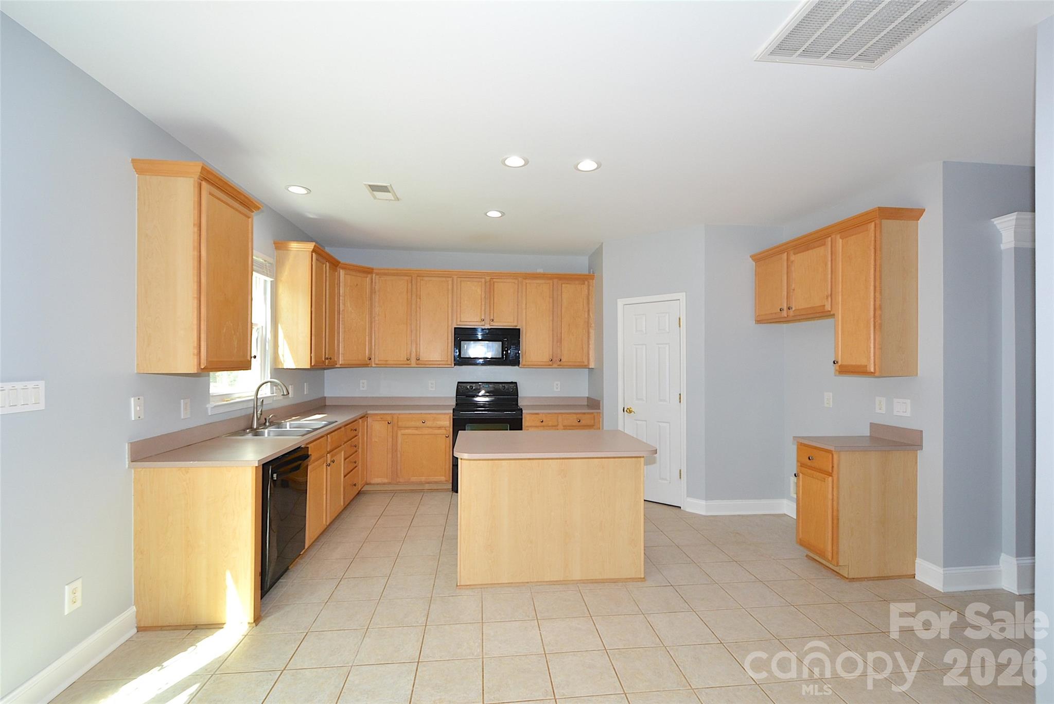 Davis Lake - Residential