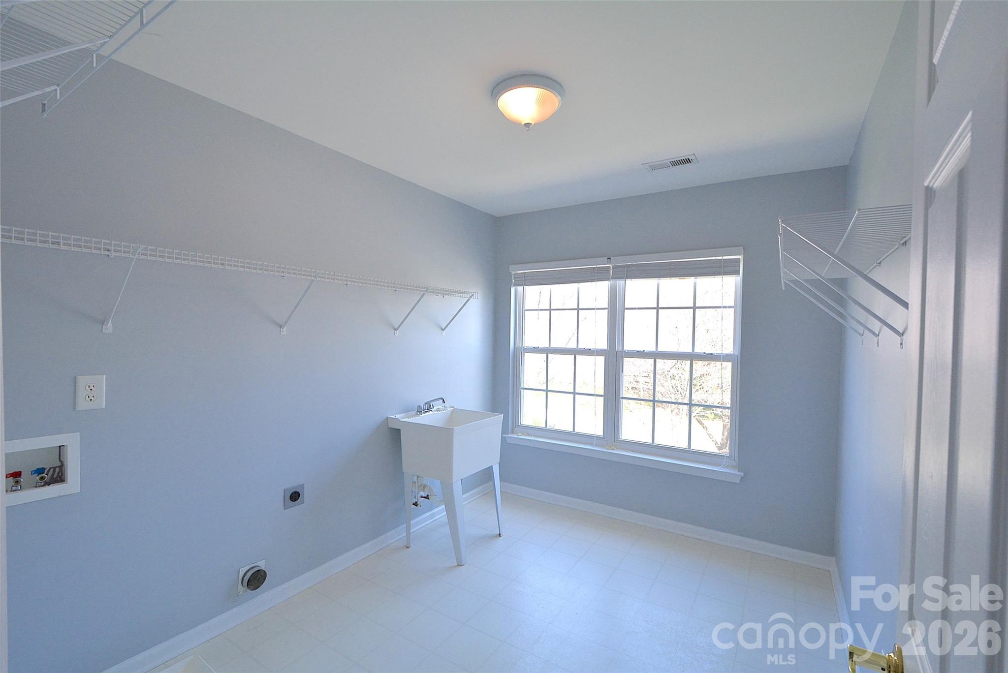 Davis Lake - Residential