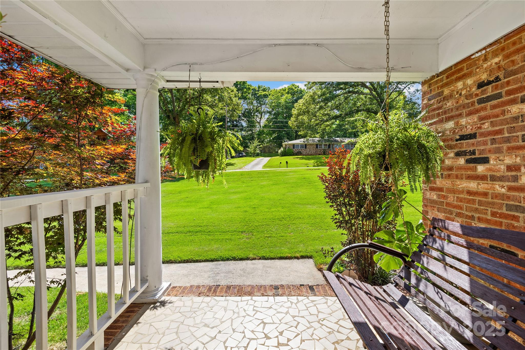 245 Kingsway Circle