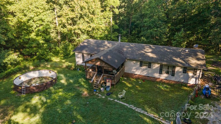 Investor special! You don't want to miss out on this opportunity.