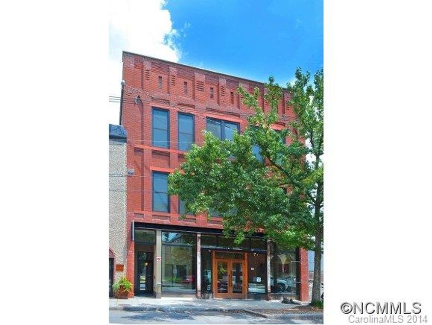 Premium 3,950 SQFT modern renovation project at The Altamont in downtown Asheville. Ideal for retail, art gallery, etc. Offering is comprised of the main floor and lower level of the building. $3,500 / month net.***SEE ATTACHED PROPERTY BROCHURE FOR DETAILS!***