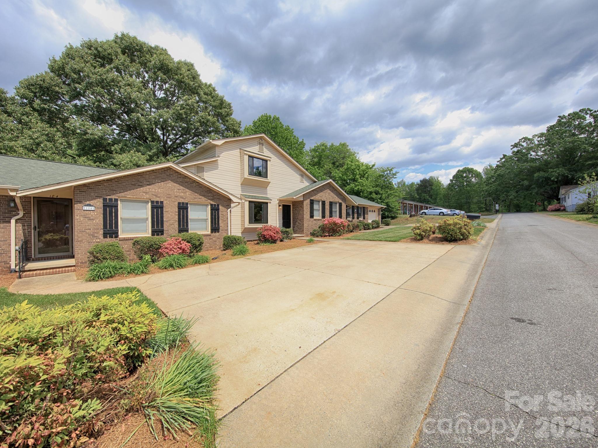 Troutman Condos - Residential