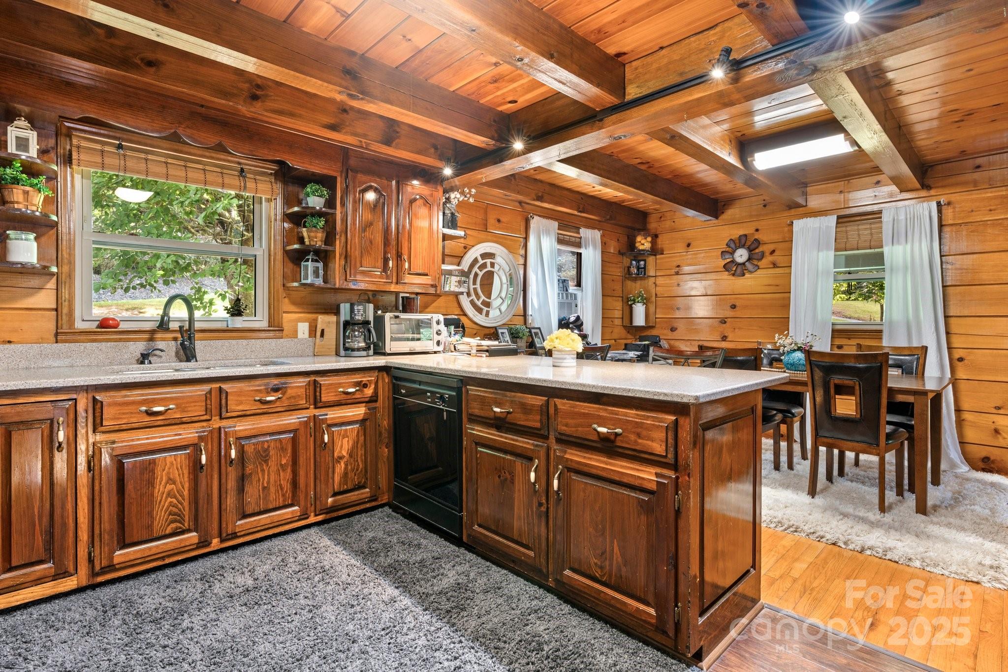 61 Honeycutt Lane