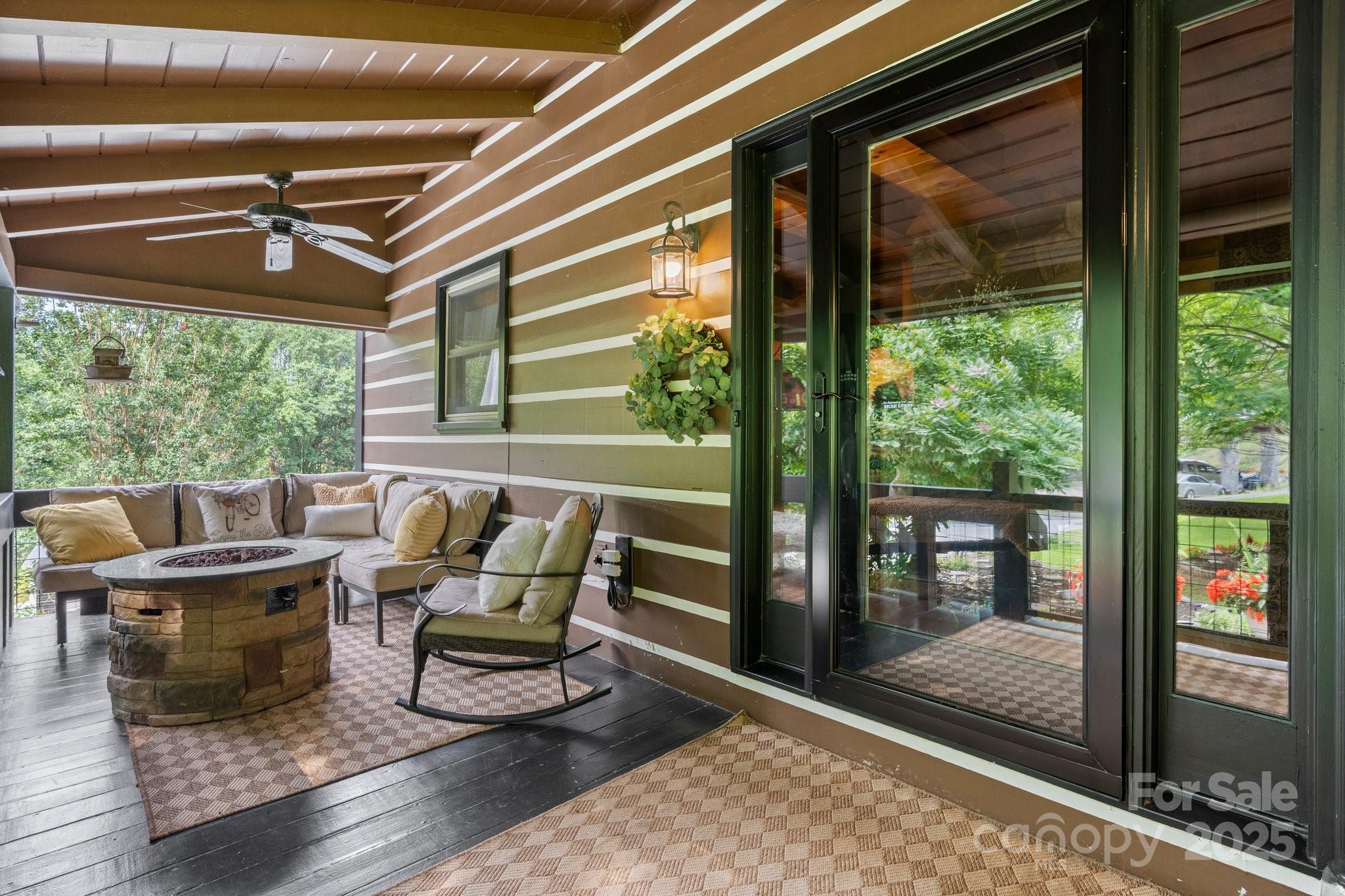 61 Honeycutt Lane