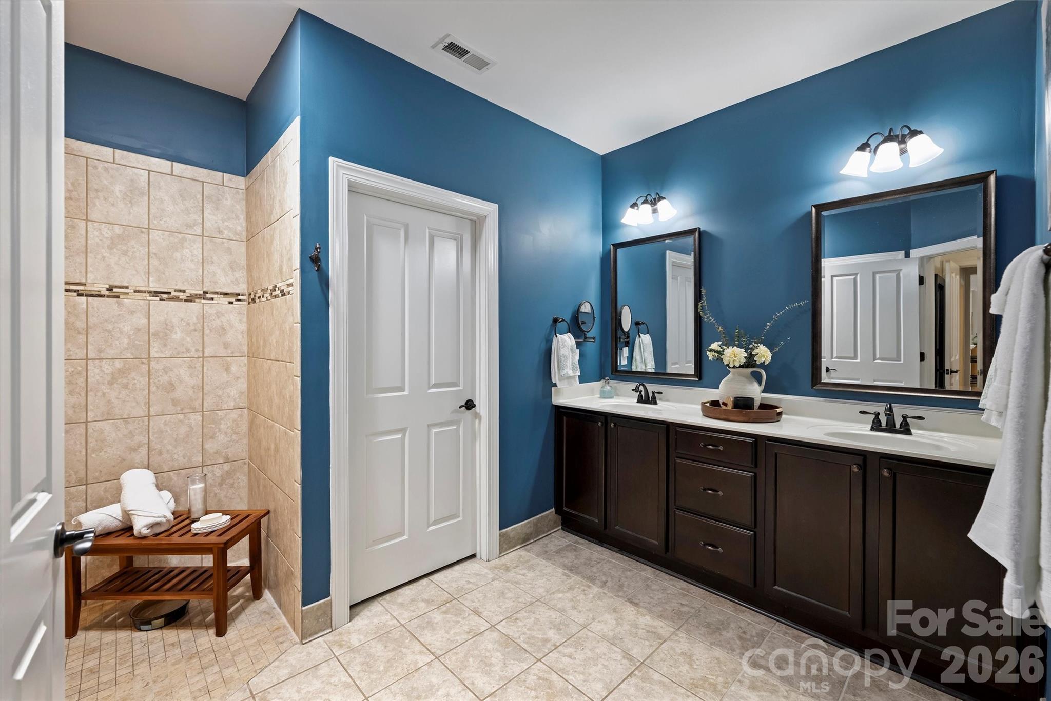 The Courtyards of Marvin - Residential