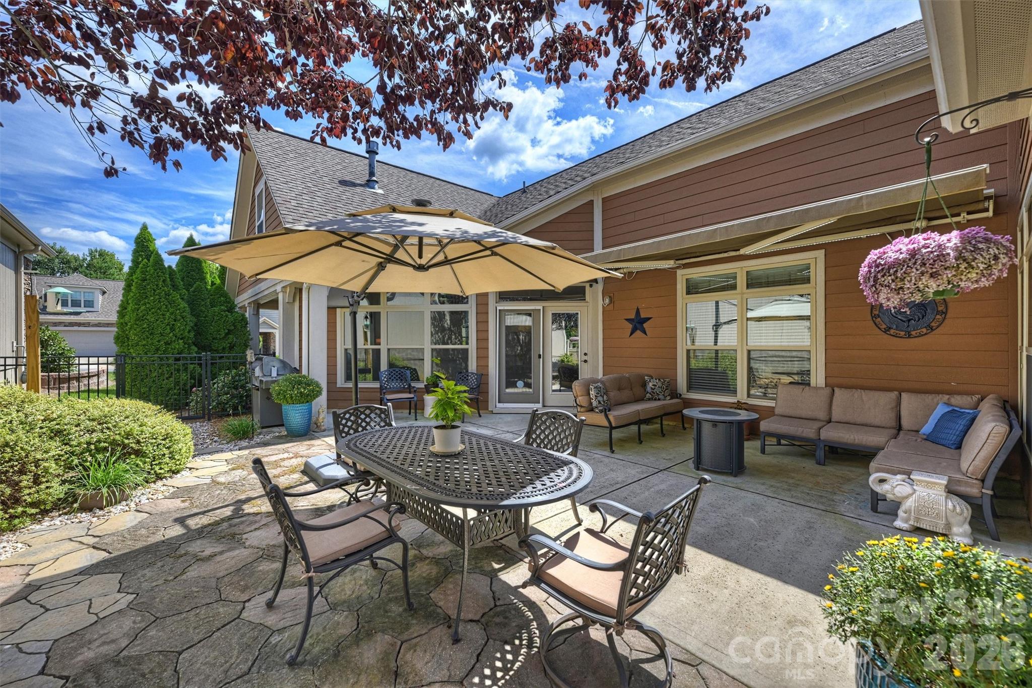 The Courtyards of Marvin - Residential