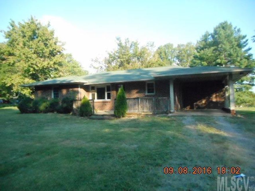 Brick ranch on large level lot with hardwood floors, 3 bedrooms, 1 bath, living room, kitchen, dining room, and laundry room.  Dining room was previously used as a 4th bedroom. The property was built prior to 1978 and lead-based paint potentially exists.  Great price.  $51.500