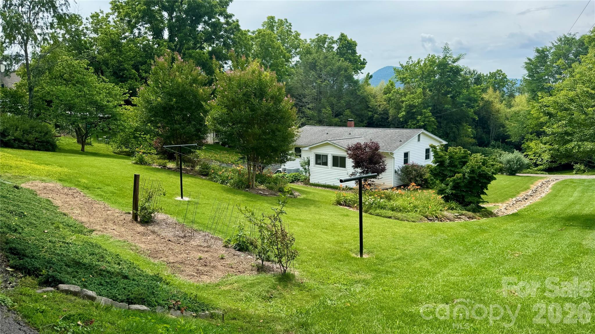 20 Ridge Cross Road