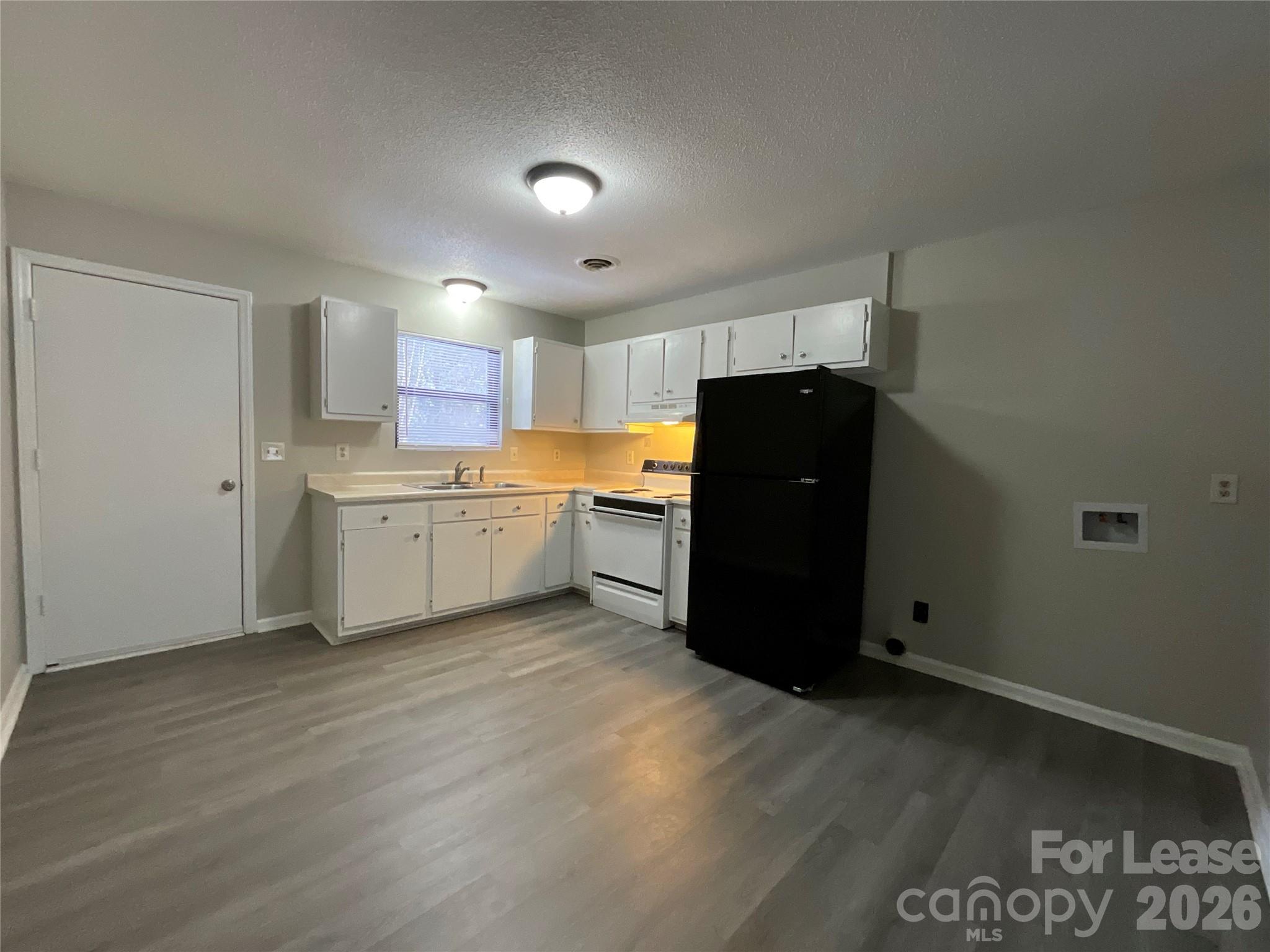 Rolling Acres - Residential Lease