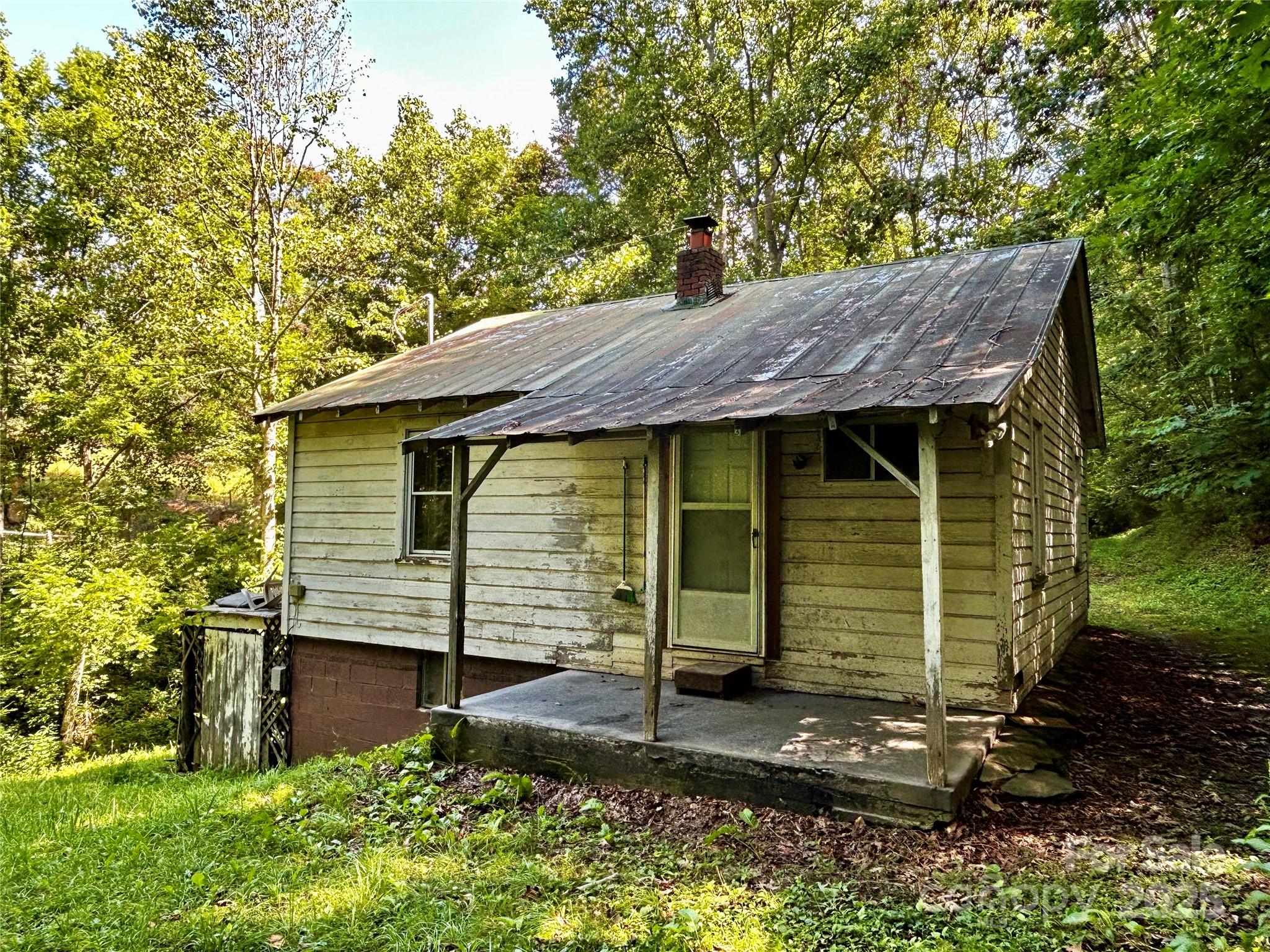 564 Upper Thomas Branch Road