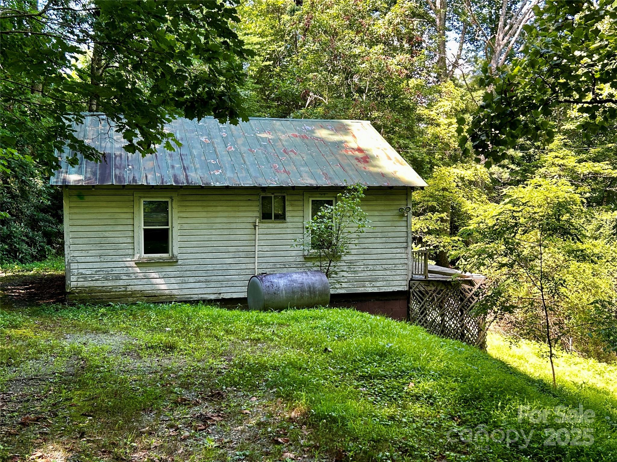 564 Upper Thomas Branch Road
