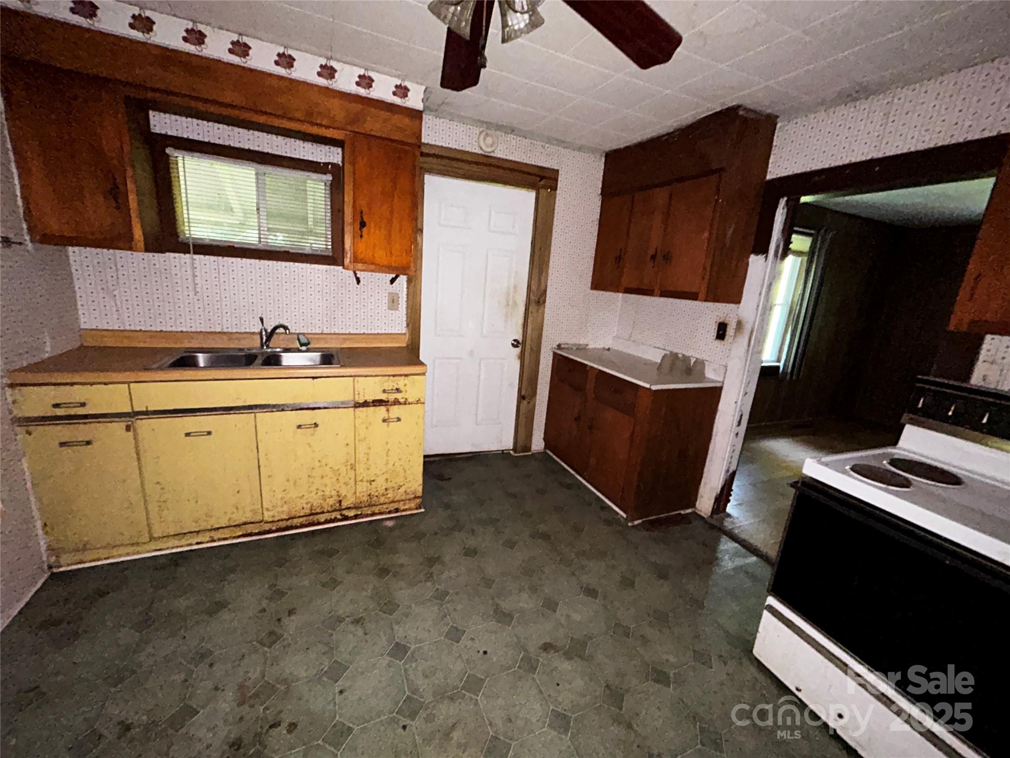 564 Upper Thomas Branch Road