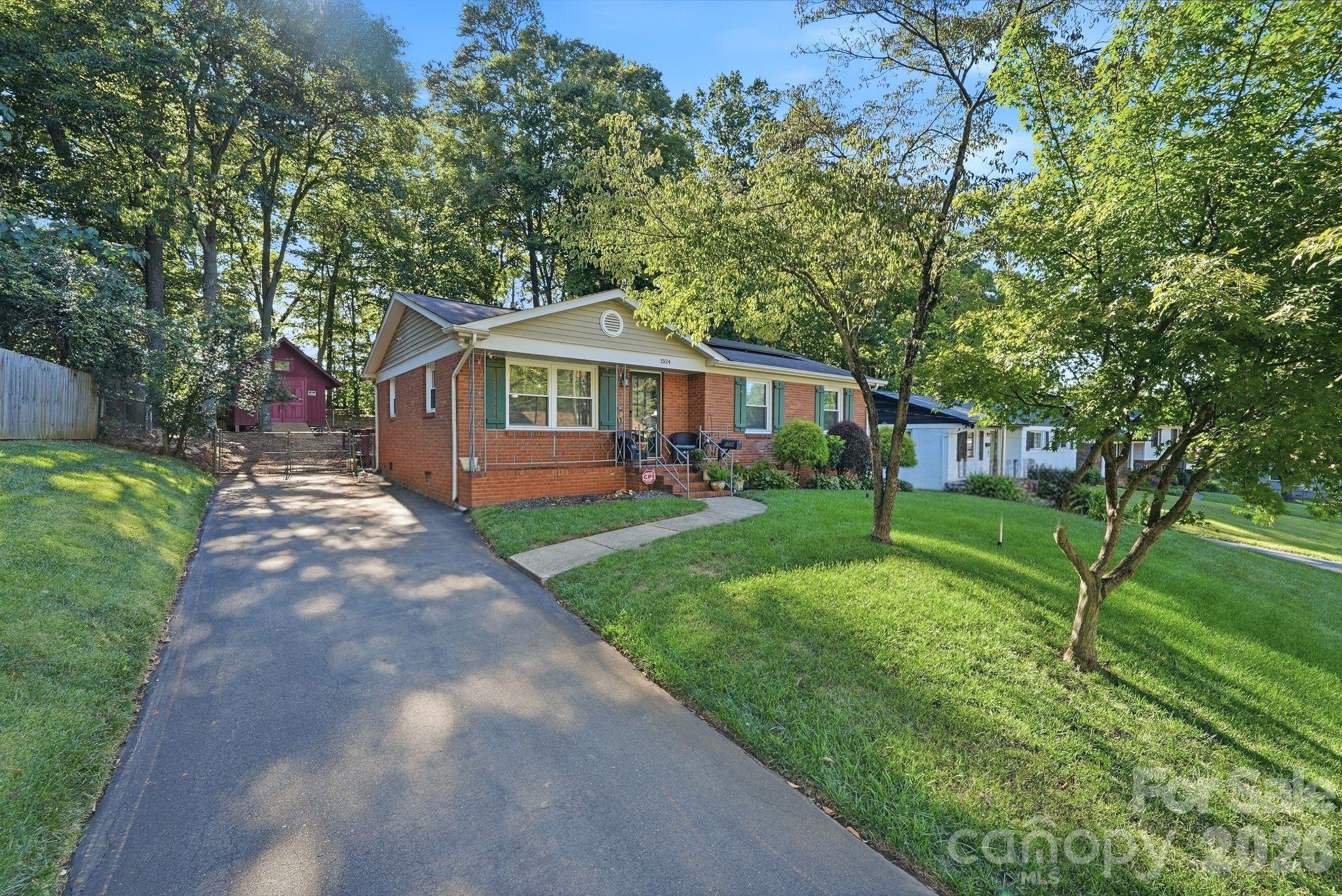 1524 Lanewood Place