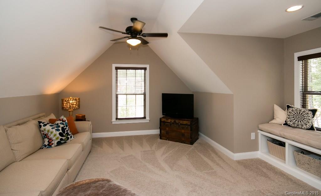 Chesapeake Pointe - Residential