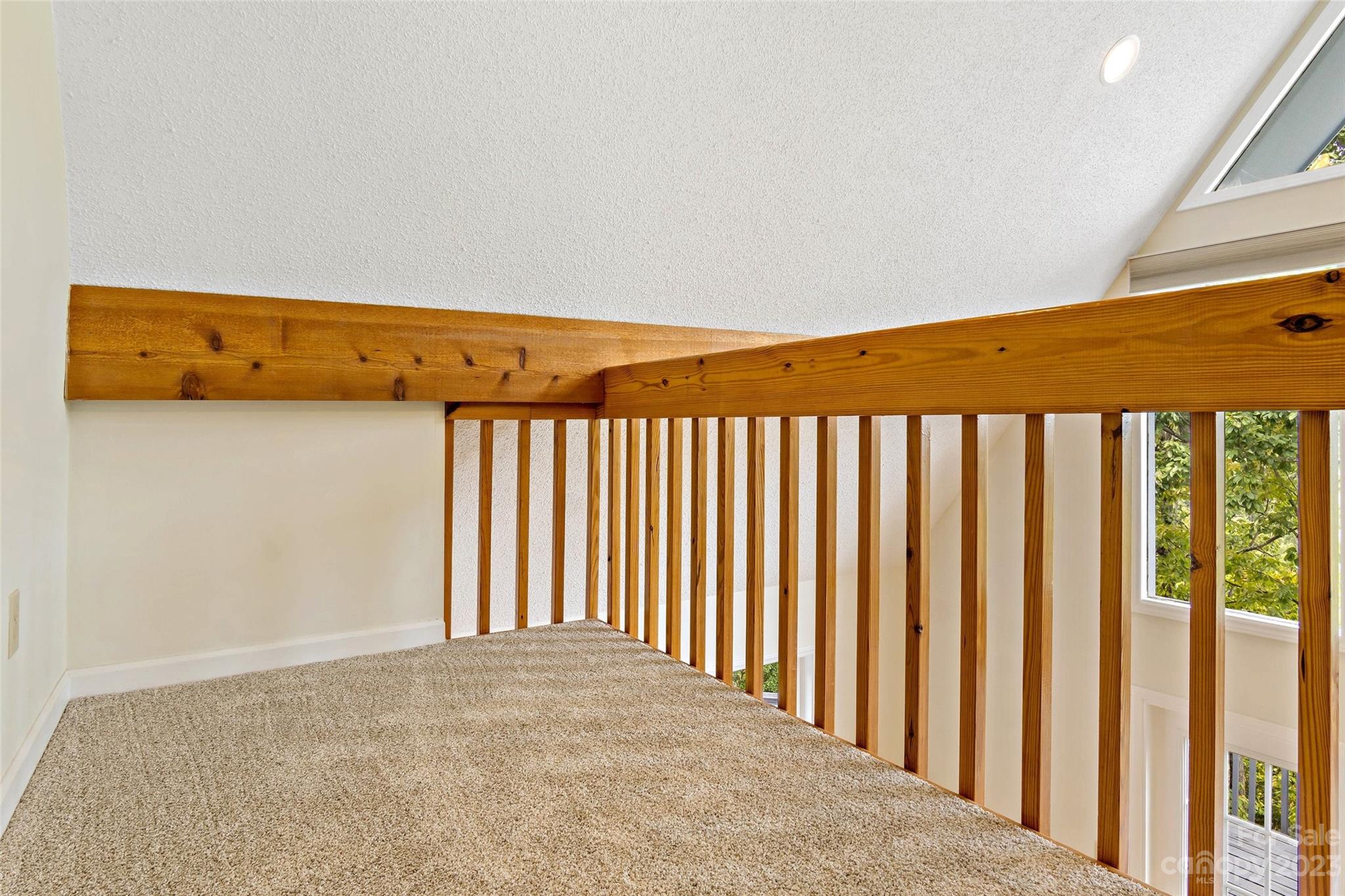 Gateway Mountain - Residential