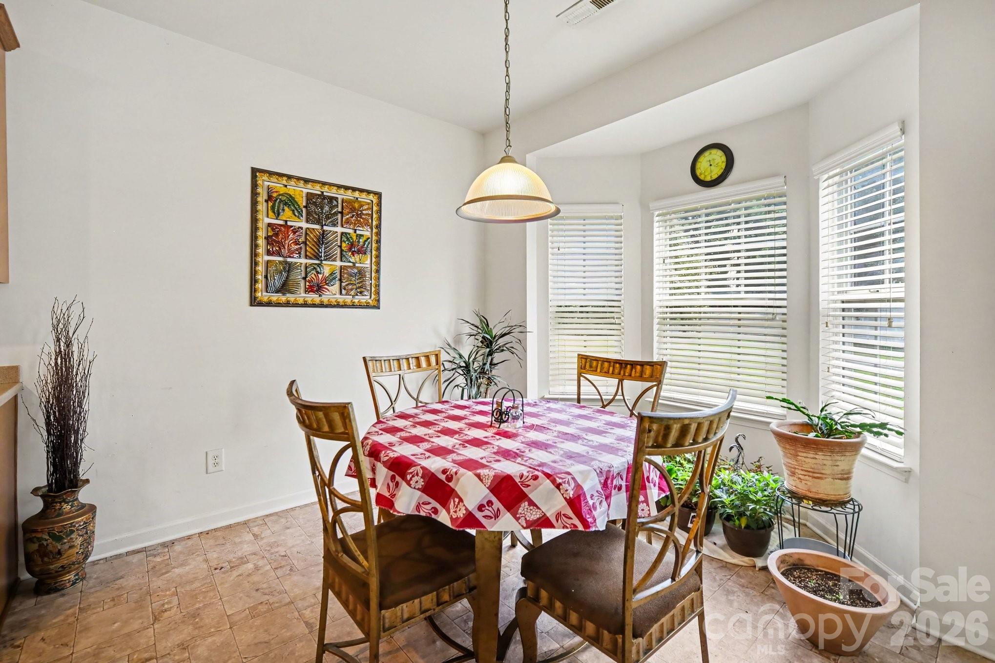 6900 Daisy Bee Court