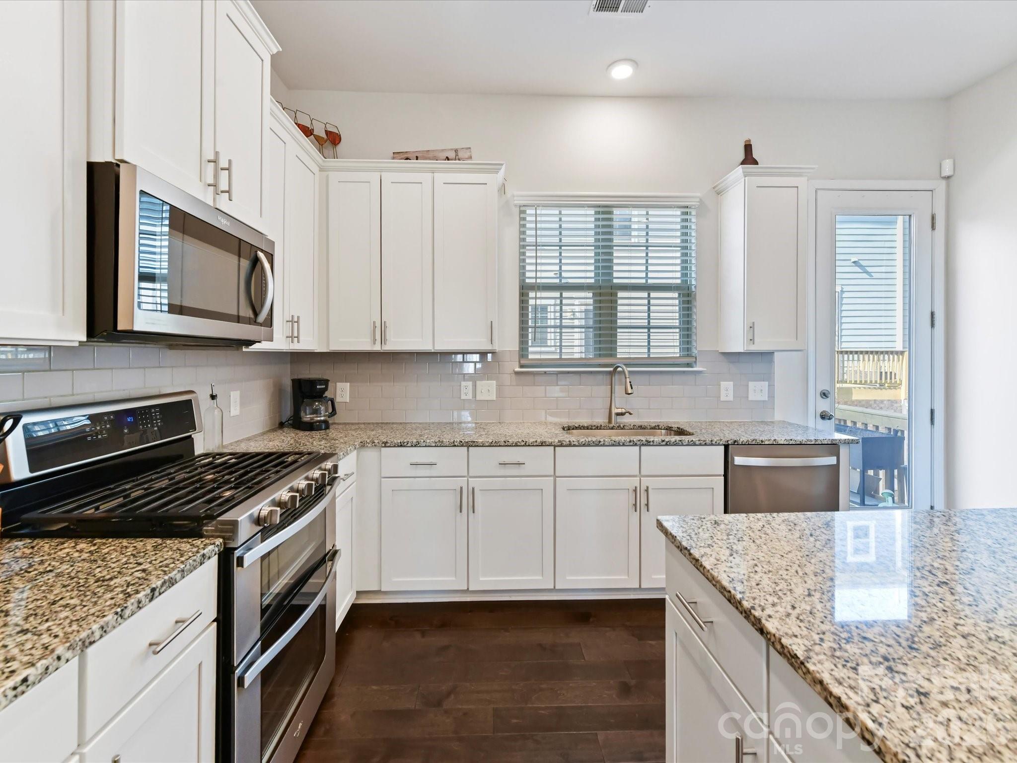 Hadley at Arrowood Station - Residential