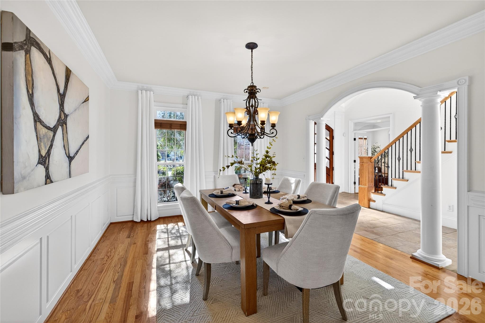 6565 Robin Hollow Drive