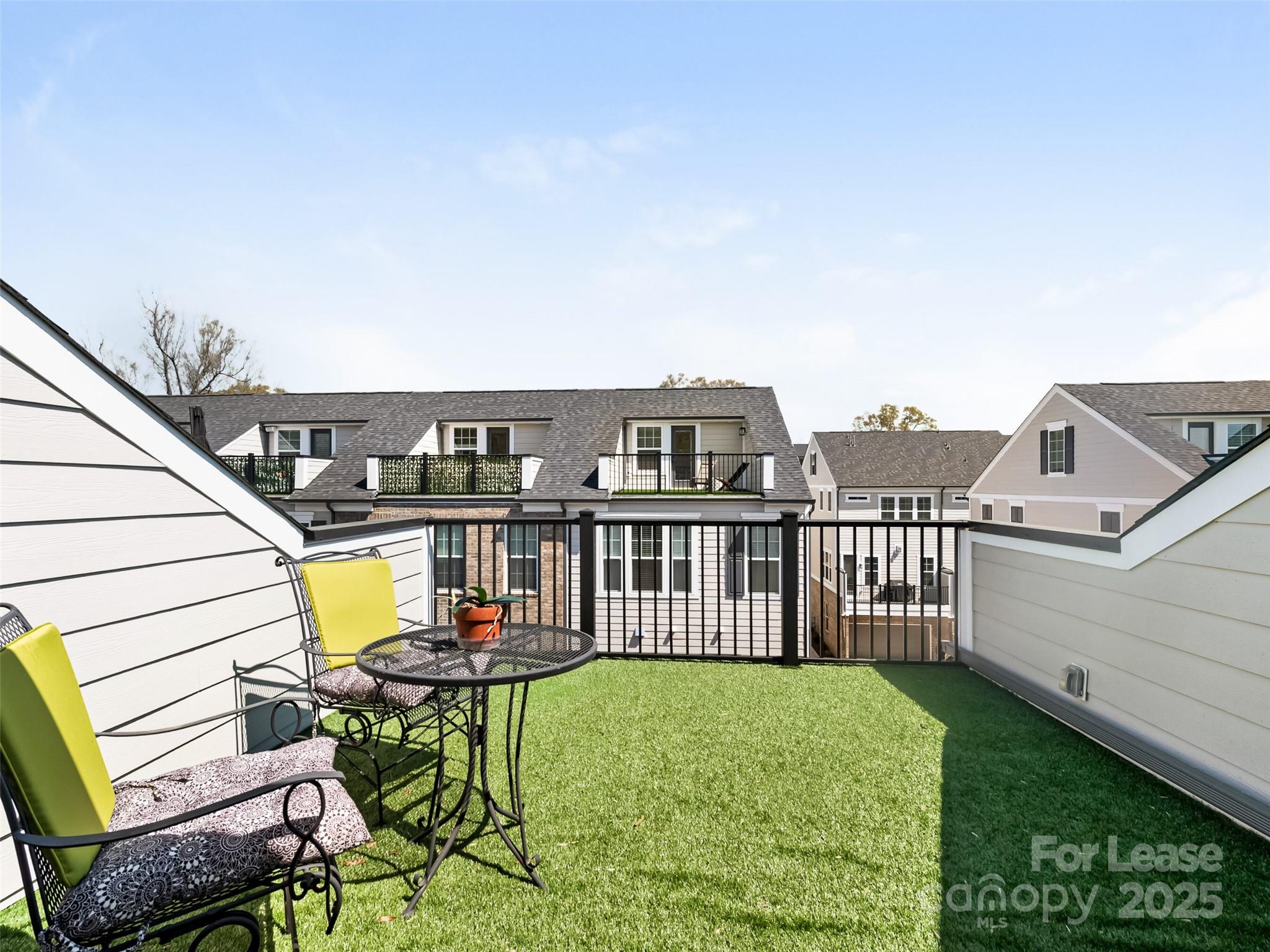 Elizabeth Glen - Residential Lease