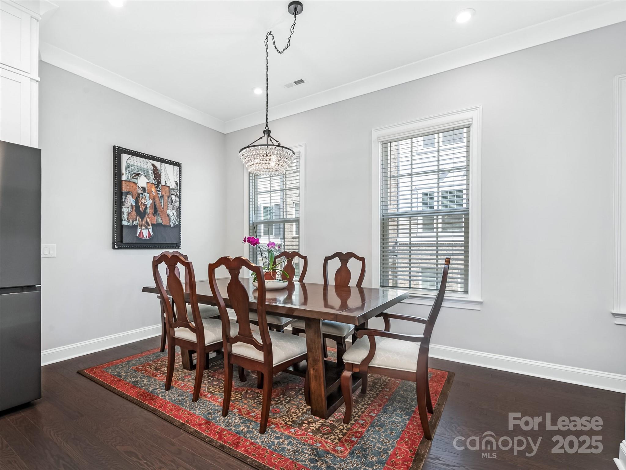 Elizabeth Glen - Residential Lease