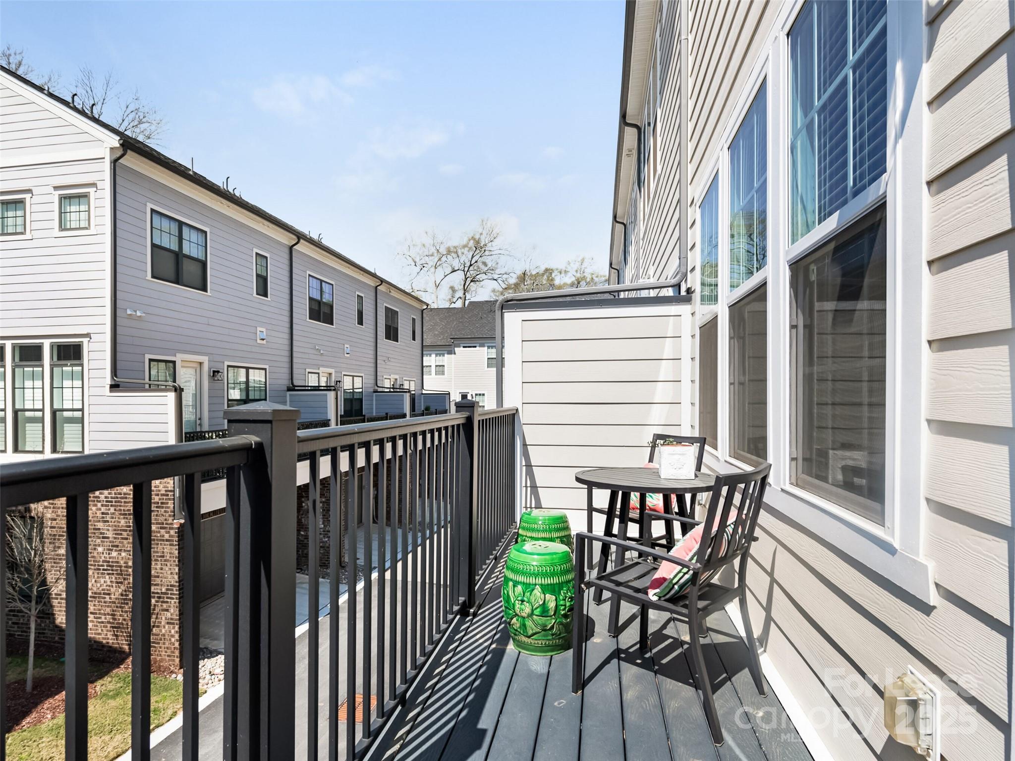 Elizabeth Glen - Residential Lease