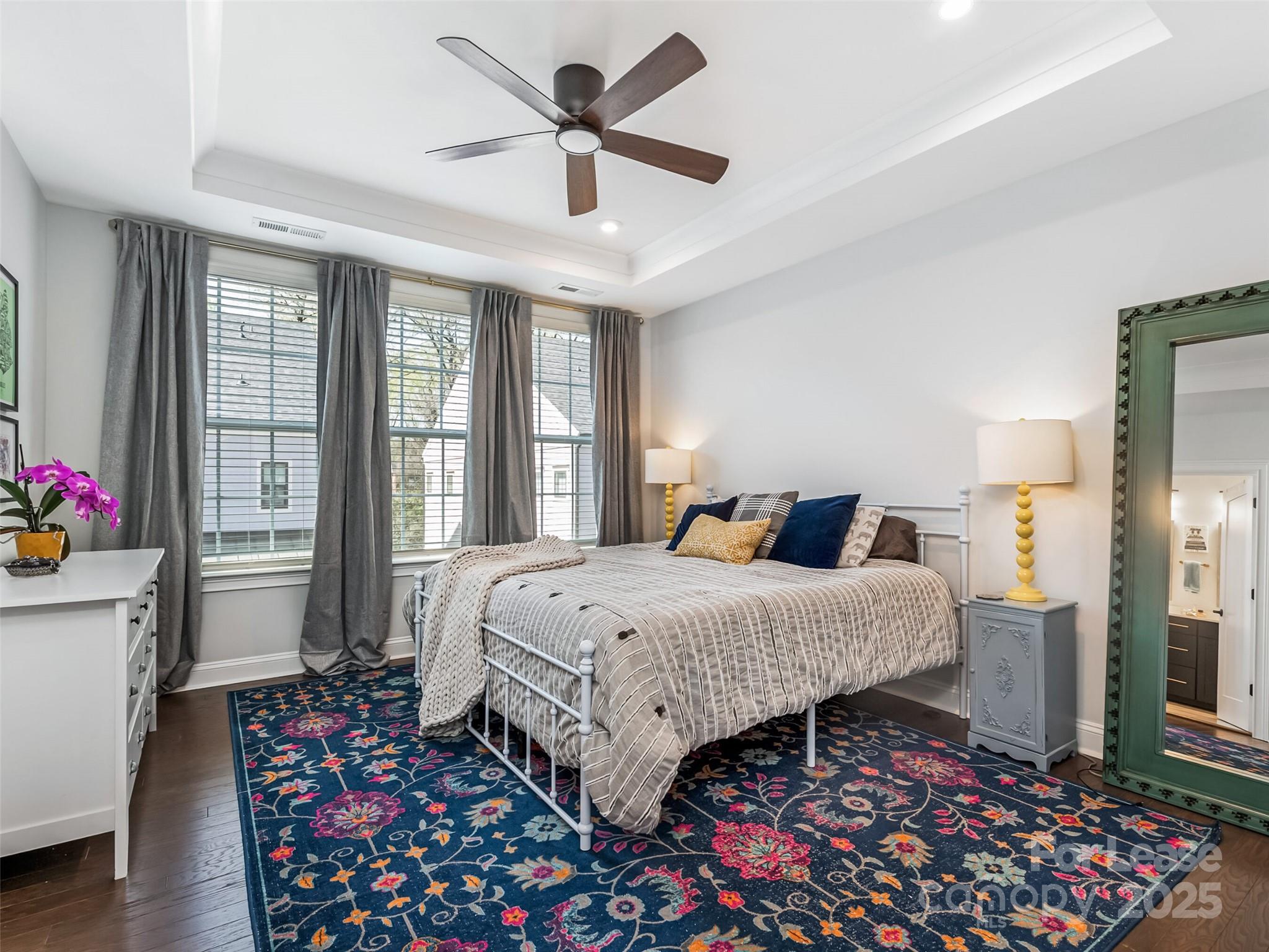 Elizabeth Glen - Residential Lease