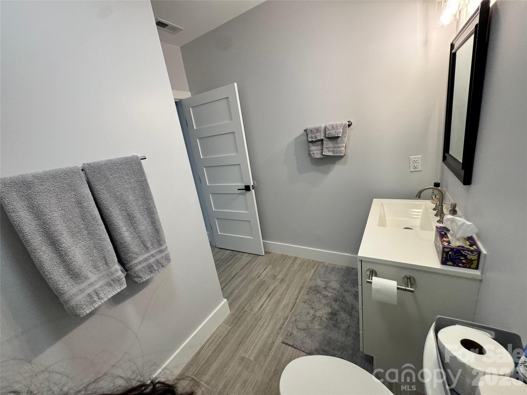 Paradise Harbor - Residential