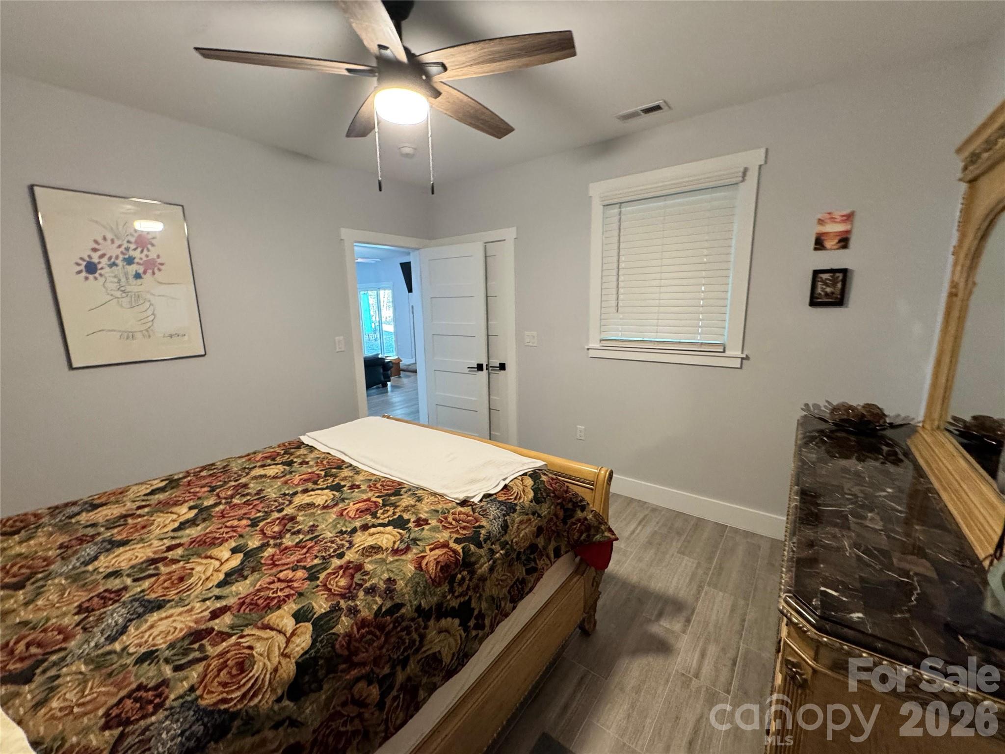 Paradise Harbor - Residential