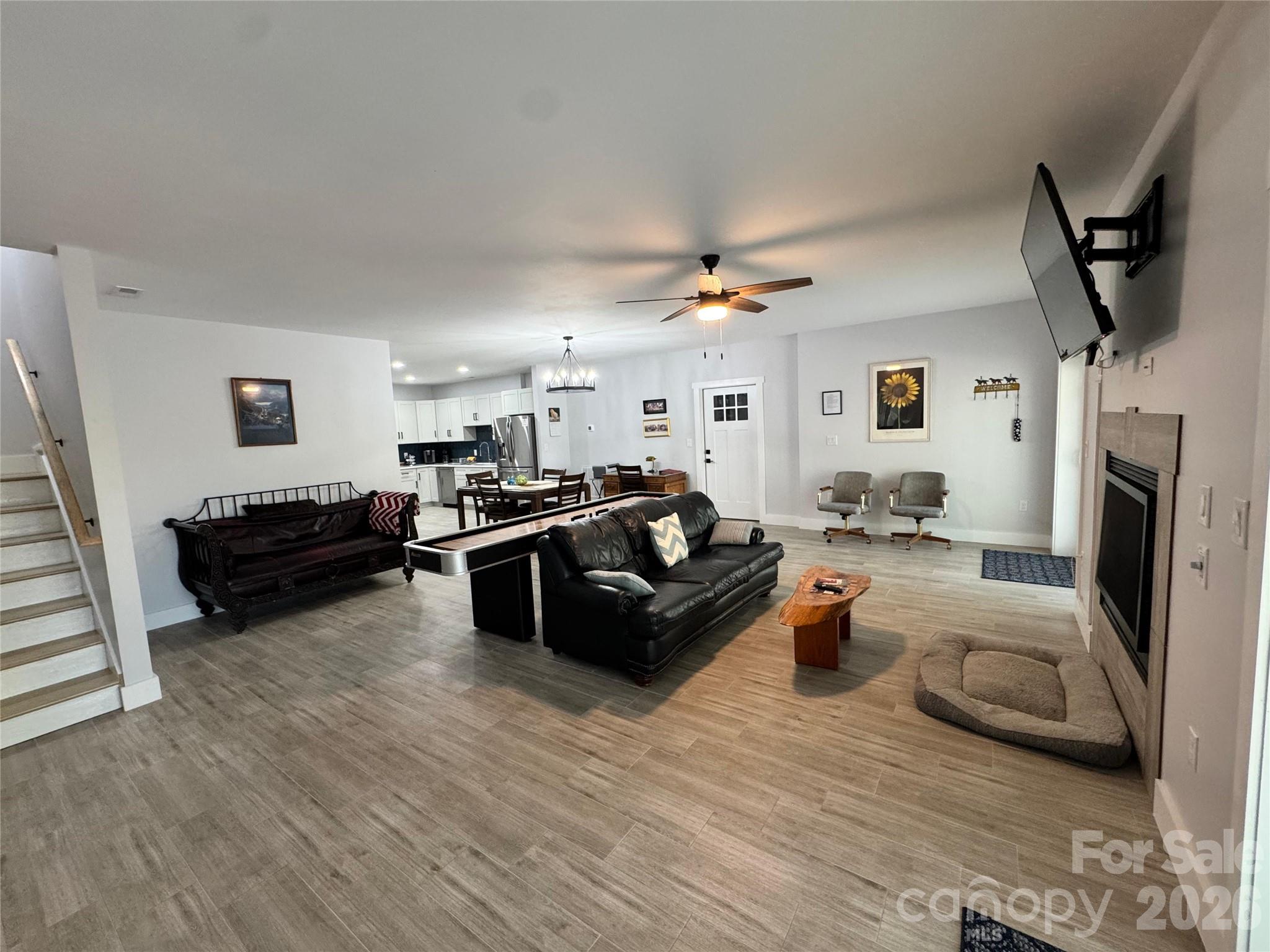 Paradise Harbor - Residential