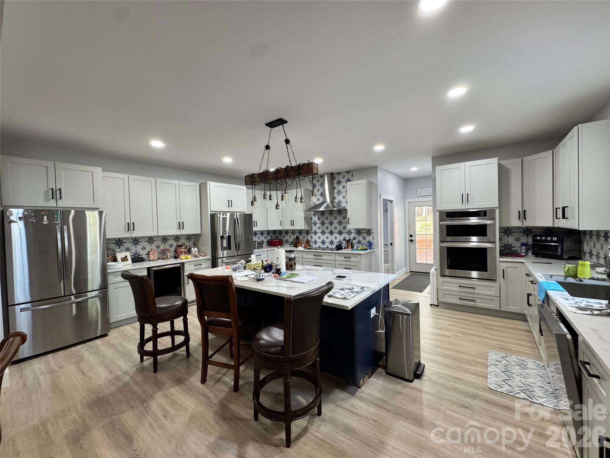 Paradise Harbor - Residential