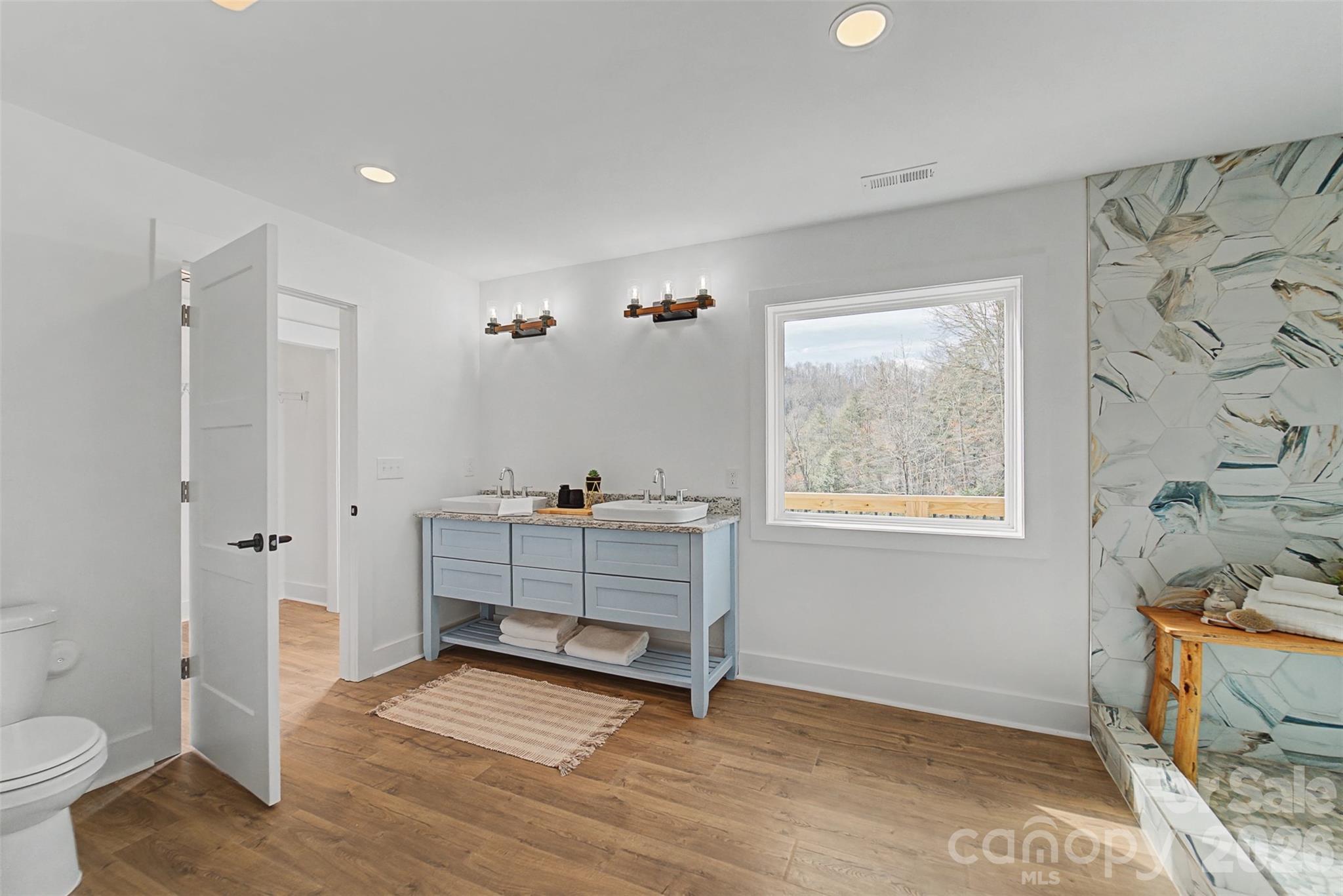 Tuckaseegee - Residential