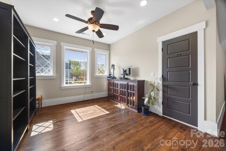 River Walk - Residential